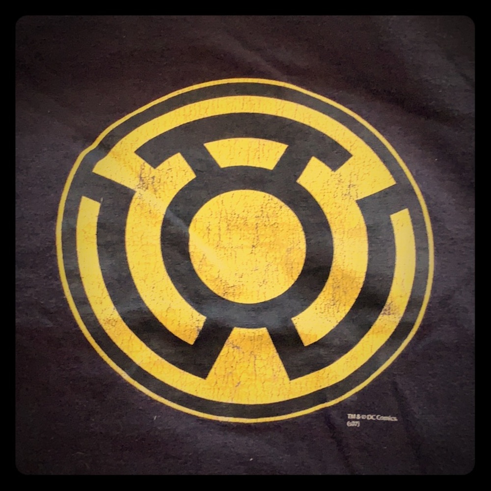 DC Comics men’s t-shirt